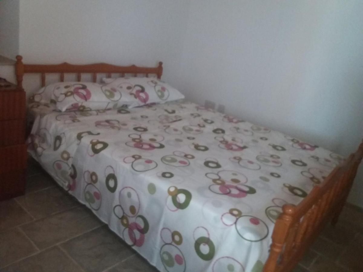 Georgia'S House Bed & Breakfast Fyti ภายนอก รูปภาพ