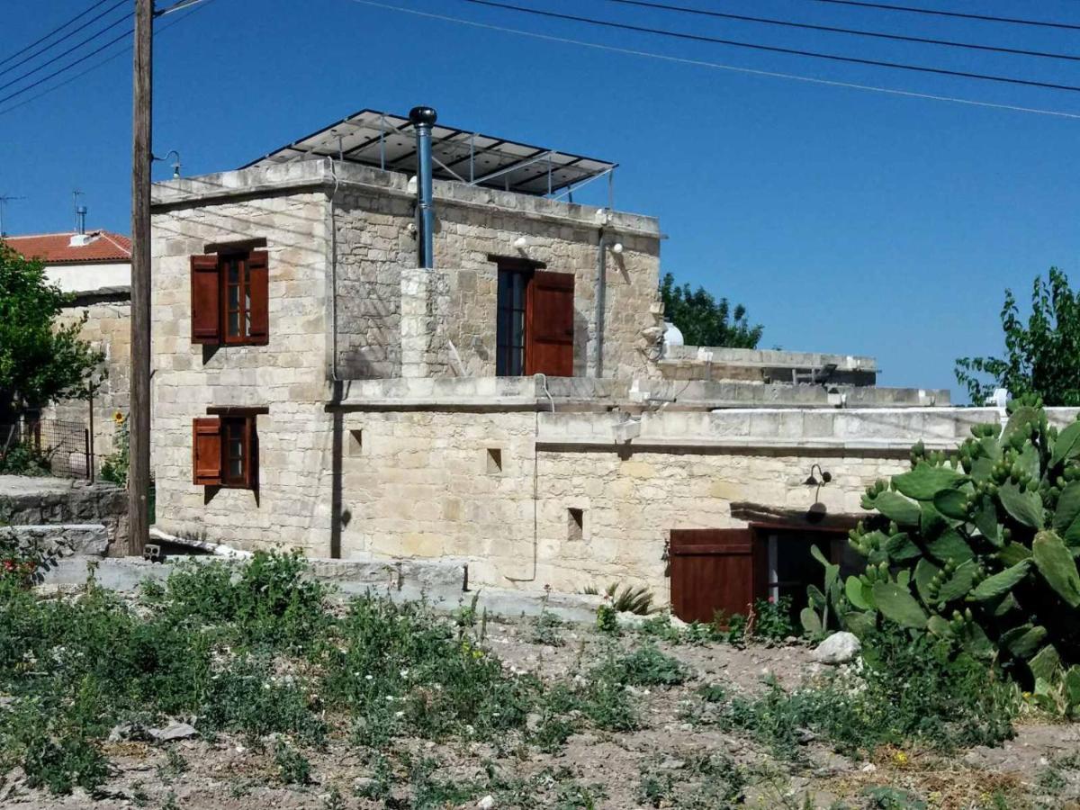 Georgia'S House Bed & Breakfast Fyti ภายนอก รูปภาพ