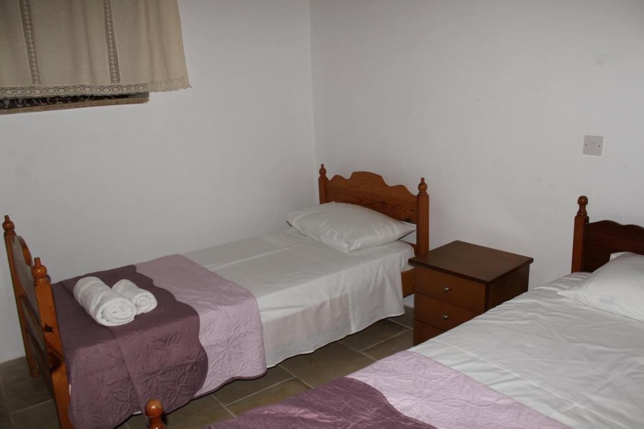 Georgia'S House Bed & Breakfast Fyti ภายนอก รูปภาพ